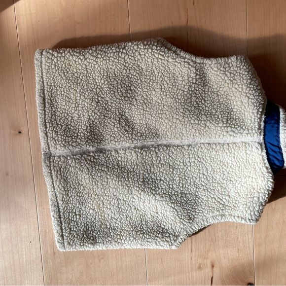 Patagonia toddler 2T 24m vest - Picture 3 of 4